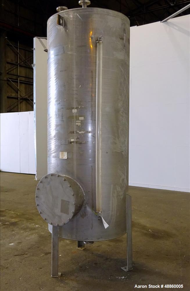 Used Bendel Tank, Approximate 500 Gallon, 304L Stainless Steel, Vertical.