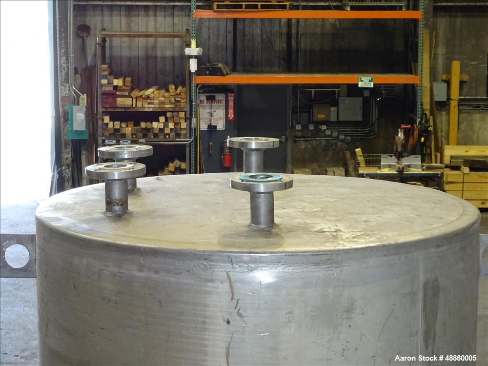 Used Bendel Tank, Approximate 500 Gallon, 304L Stainless Steel, Vertical.