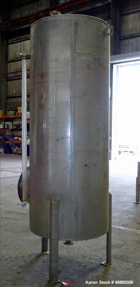Used Bendel Tank, Approximate 500 Gallon, 304L Stainless Steel, Vertical.