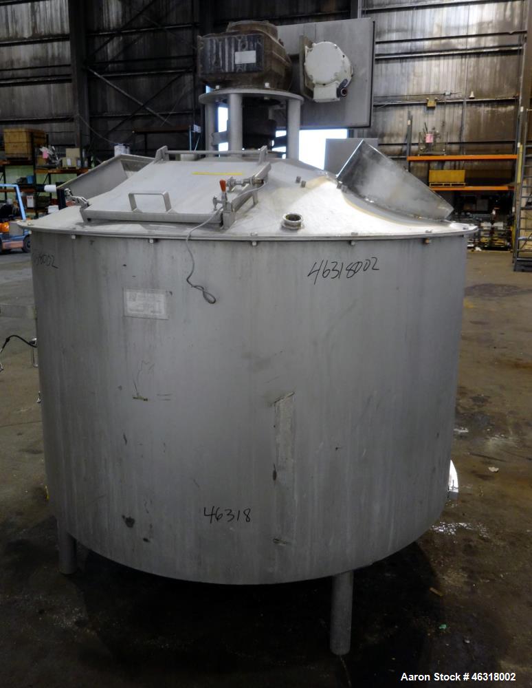 Used Blentech Tank, Model Tank 850-A, Approximately 650 Gallons, 304 Stainless Steel, Vertical. 72" Diameter x 34" straight side. Bolt on coned top, coned bottom. Agitated with flat bar style agitato...