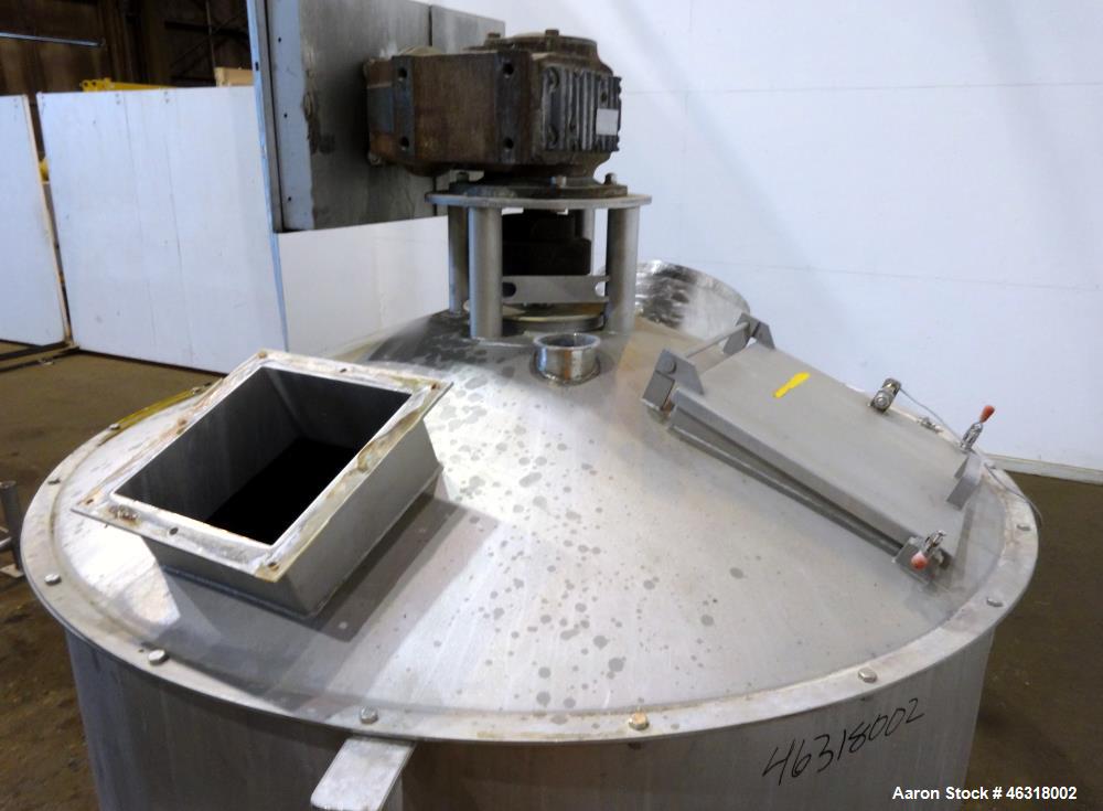 Used Blentech Tank, Model Tank 850-A, Approximately 650 Gallons, 304 Stainless Steel, Vertical. 72" Diameter x 34" straight side. Bolt on coned top, coned bottom. Agitated with flat bar style agitato...
