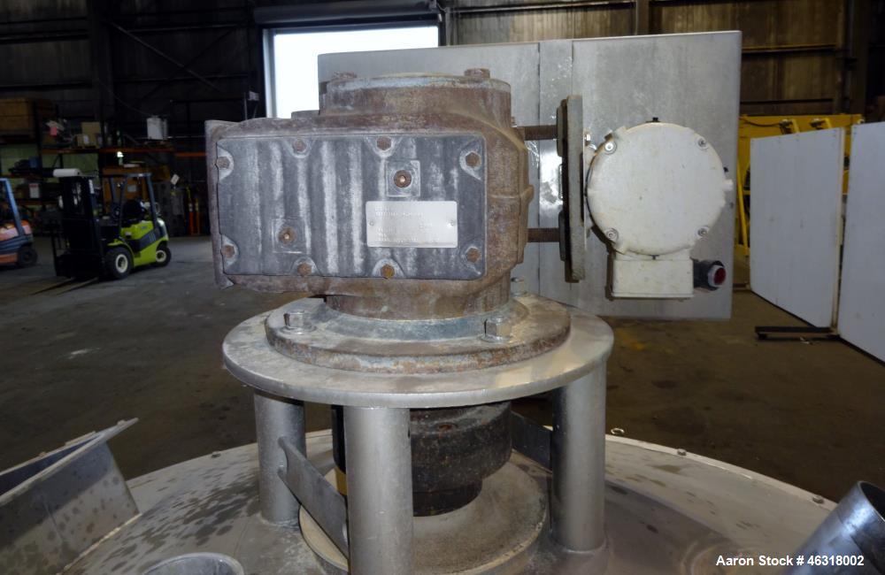 Used Blentech Tank, Model Tank 850-A, Approximately 650 Gallons, 304 Stainless Steel, Vertical. 72" Diameter x 34" straight side. Bolt on coned top, coned bottom. Agitated with flat bar style agitato...