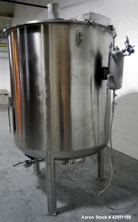 Used 689 Gallon Stainless Steel Bolz Mixing Tank, Model BE502