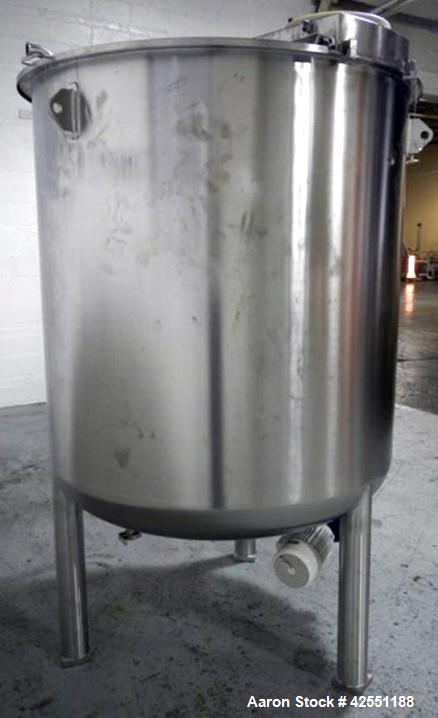 Used 689 Gallon Stainless Steel Bolz Mixing Tank, Model BE502