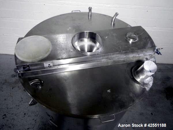 Used 689 Gallon Stainless Steel Bolz Mixing Tank, Model BE502