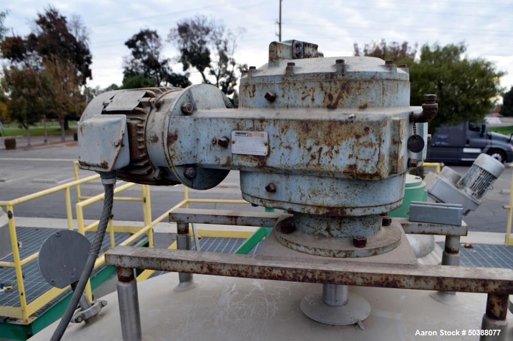 Used Cherry-Burrell 750 Gallon Super Mixer Tank