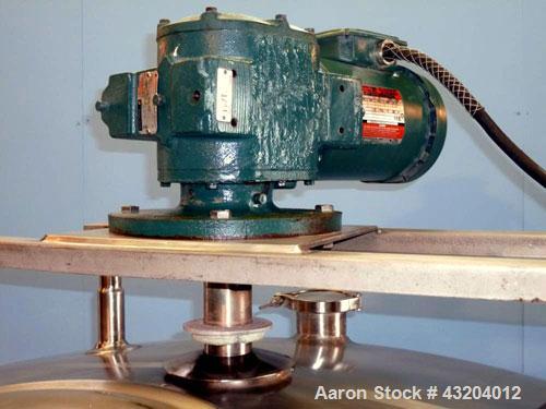 Used Cherry Burrell Tank, 750 Gallon, Stainless Steel, Vertical.  60" Diameter x 55-1/2" straight side, dished top and bottom.  Stainless steel agitator bridge with a 1-1/2 hp, 1730 rpm drive with a ...