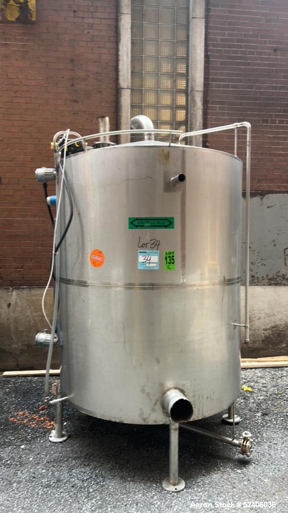 Used Industries D'Acler Tank, Approximate 3400 Liter (898 Gallon), 304 Stainless Steel, Vertical. Approximate 60" diameter x 72" straight side, coned top & bottom. Mounted on 4 stainless legs. Serial...