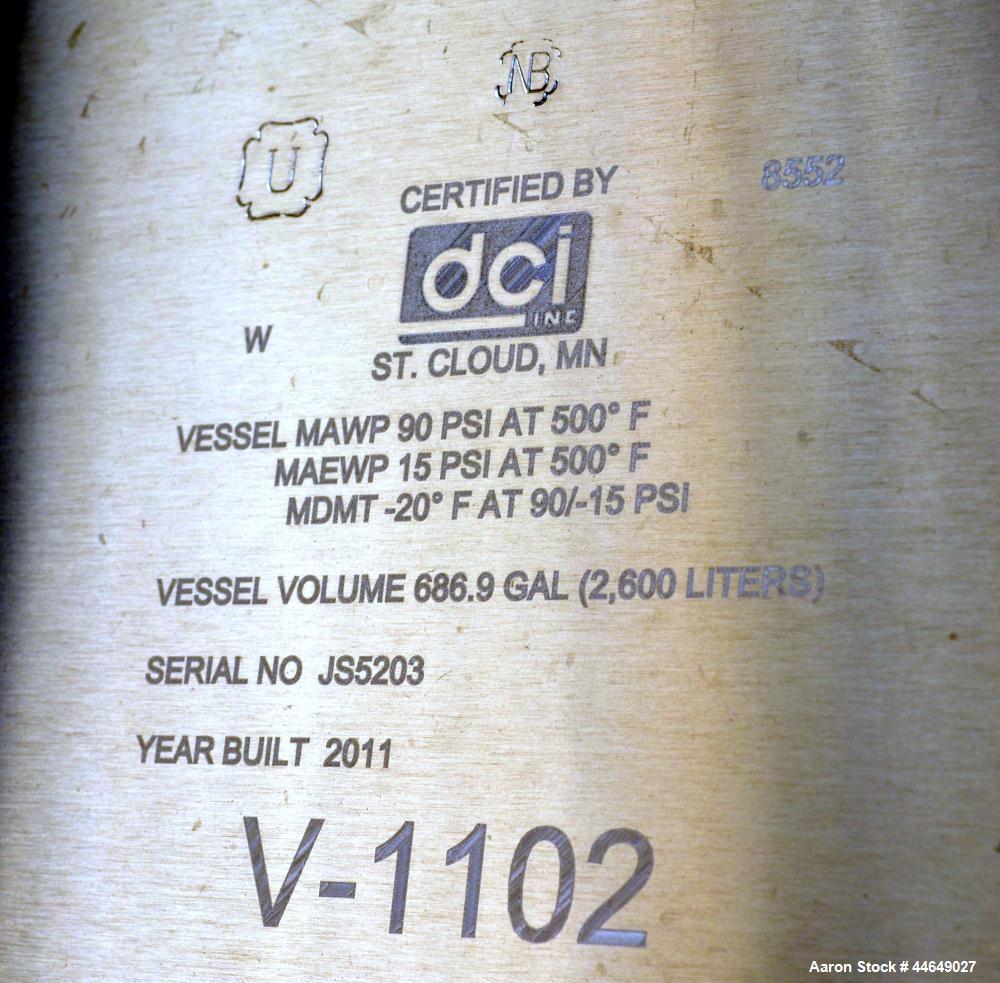 Unused- DCI Pressure Tank, 686 Gallon (2600 Liter), 316L Stainless Steel, Vertical. Approximate 48" diameter x 78" straight side, dished top and bottom. Internal rated 90 psi at -20 to 500 degrees F....