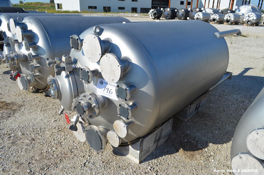 Unused- DCI Pressure Tank, 686 Gallon (2600 Liter), 316L Stainless Steel, Vertical. Approximate 48" diameter x 78" straight side, dished top and bottom. Internal rated 90 psi at -20 to 500 degrees F....