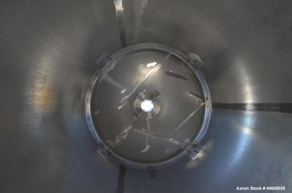 Unused- DCI Pressure Tank, 686 Gallon (2600 Liter), 316L Stainless Steel, Vertical. Approximate 48" diameter x 78" straight side, dished top and bottom. Internal rated 90 psi at -20 to 500 degrees F....