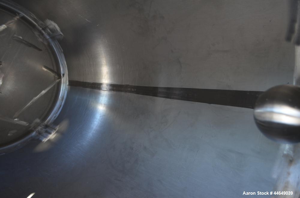 Unused- DCI Pressure Tank, 686 Gallon (2600 Liter), 316L Stainless Steel, Vertical. Approximate 48" diameter x 78" straight side, dished top and bottom. Internal rated 90 psi at -20 to 500 degrees F....