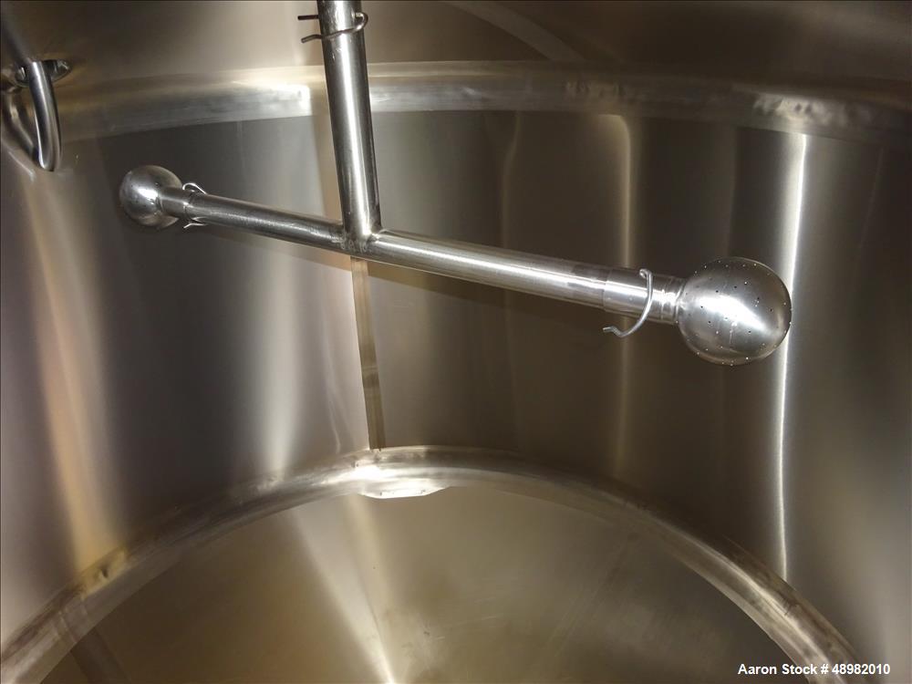 Used DCI Tank, 800 Gallon, 316 Stainless Steel, Vertical.