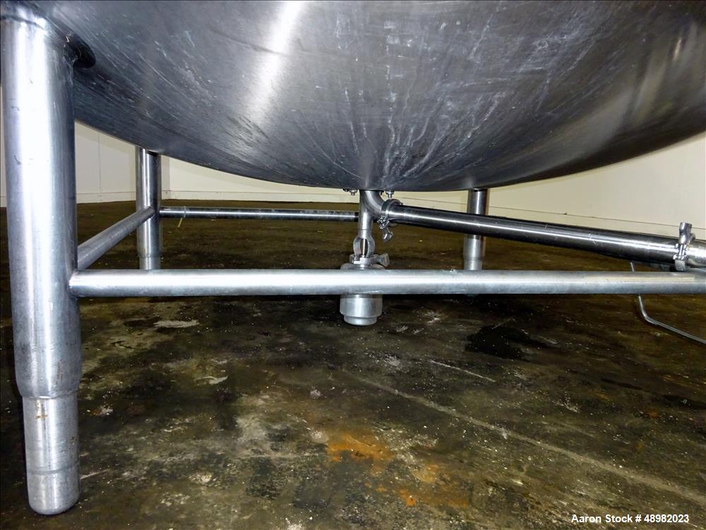 Used DCI Tank, 800 Gallon, 316 Stainless Steel, Vertical.