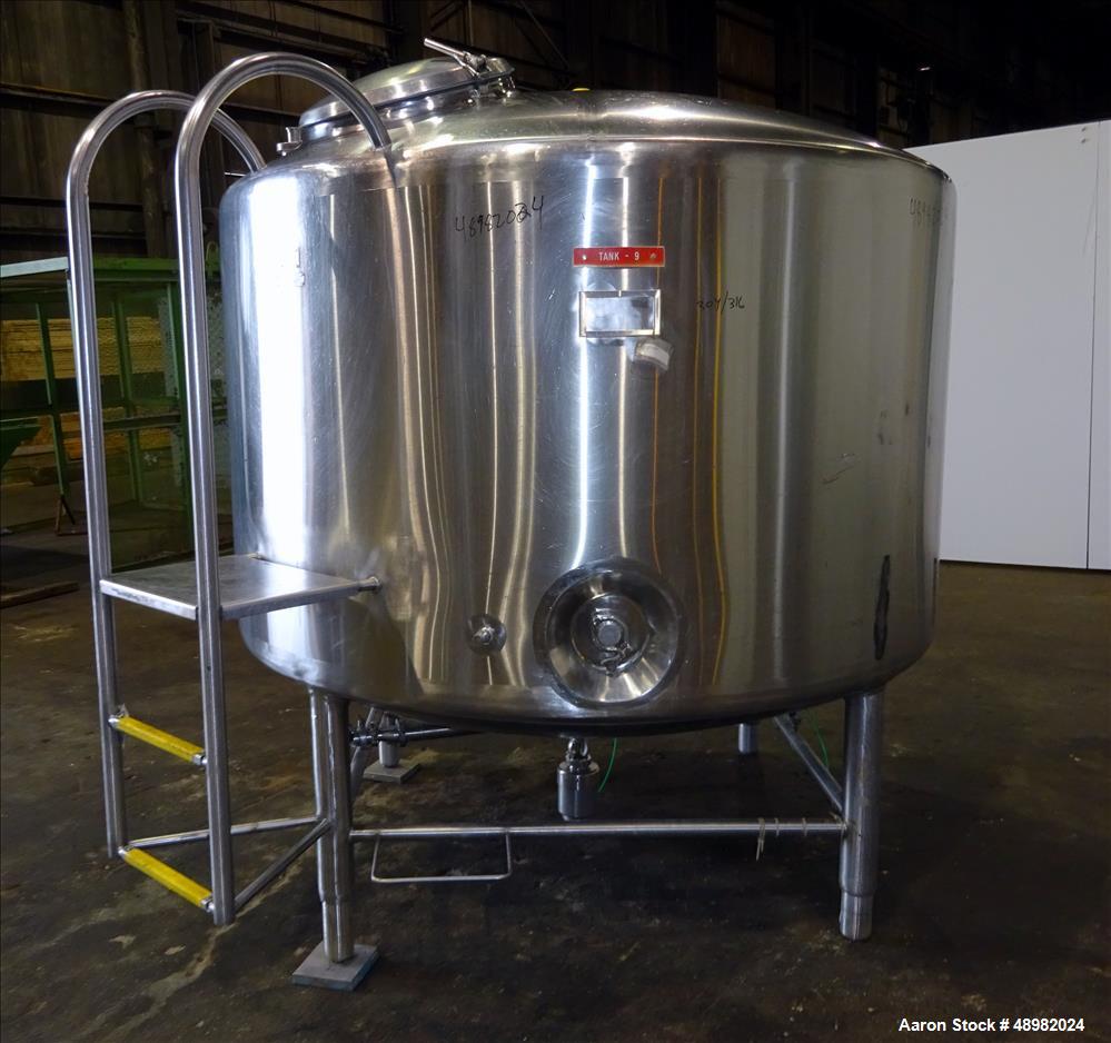 Used DCI Tank, 800 Gallon, 316 Stainless Steel, Vertical.