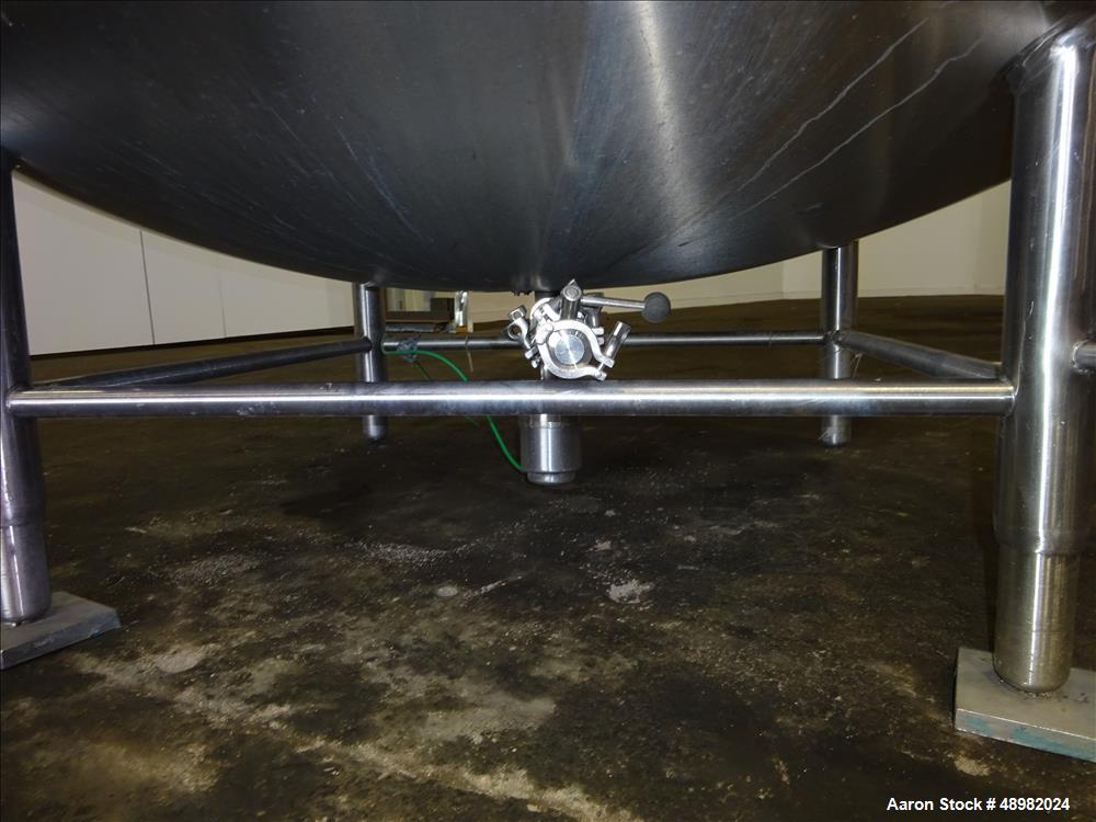 Used DCI Tank, 800 Gallon, 316 Stainless Steel, Vertical.