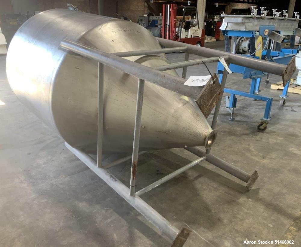 Used DCI 700 Gallon Tank