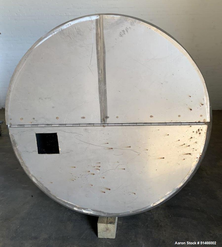 Used DCI 700 Gallon Tank