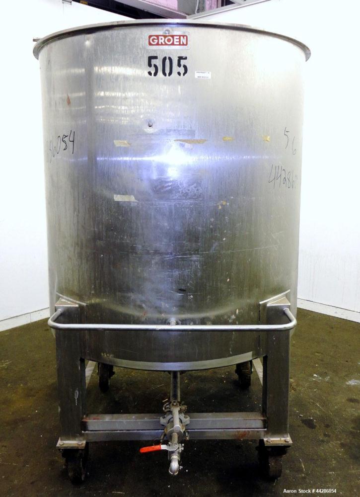 Used Groen Tank, 500 Gallon, Model SP, 304 Stainless Steel, Vertical. Approximate 54” diameter x 55” straight side. Open top with ½ hinged cover, dished bottom. 2” Center bottom outlet. Mounted on 4 ...