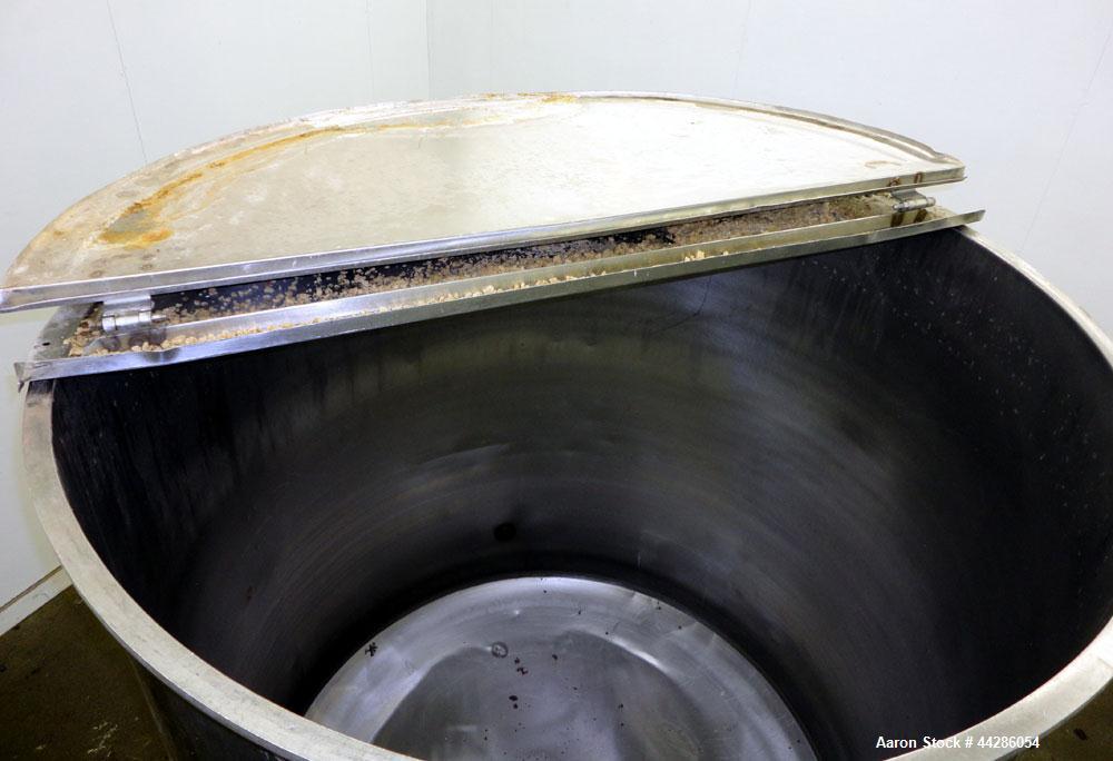 Used Groen Tank, 500 Gallon, Model SP, 304 Stainless Steel, Vertical. Approximate 54” diameter x 55” straight side. Open top with ½ hinged cover, dished bottom. 2” Center bottom outlet. Mounted on 4 ...