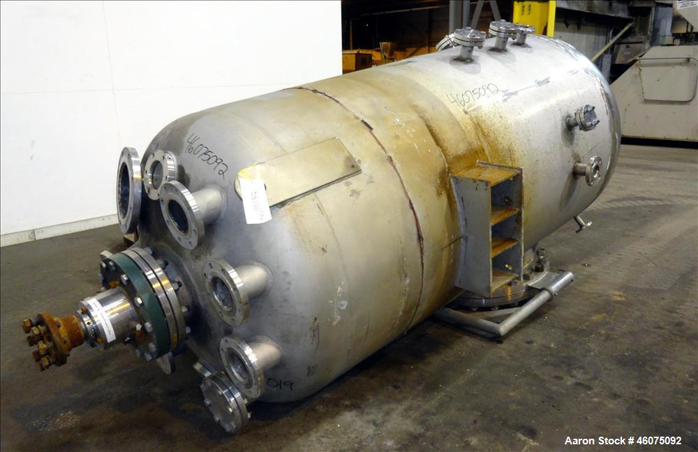Used Hebeler Pressure Tank, 700 Gallon, 304L Stainless Steel, Vertical. 48" Diameter x 81" straight side, 2:1 elliptical top & bottom. Internal rated 80/Full Vacuum at -20 to 200 degrees F. Top enter...