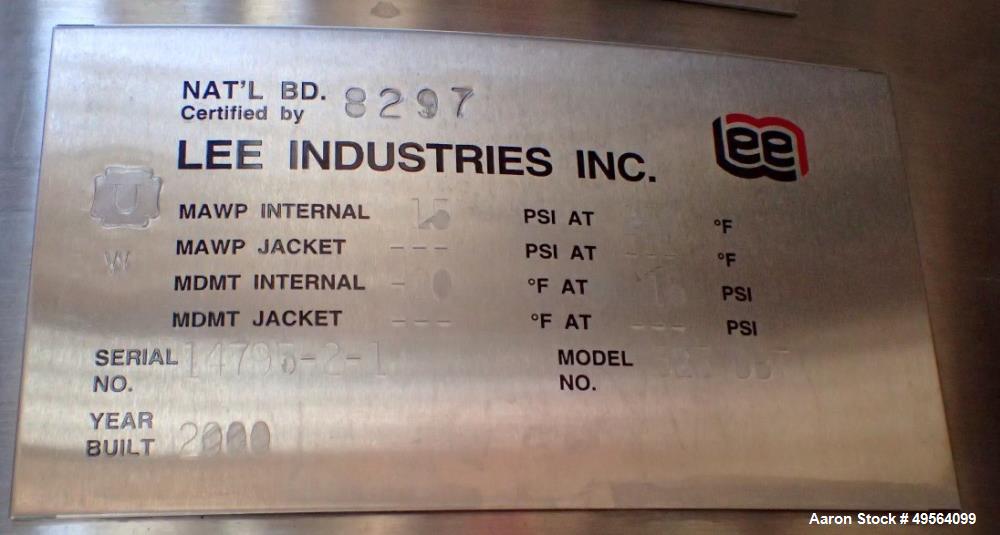 Used Lee Industries Mix Tank, 525 Gallon, Model 525 DBT, 316L Stainless Steel. Approximately 54" diameter x 51" straight side, dish top and bottom. Internal rated 15 psi at 250 degrees F. Top mounted...