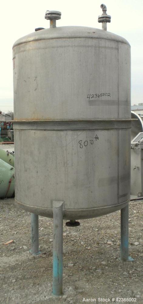 Used Lee Metal Products Pressure Tank, 500 gallon, model DBT, 316 stainless steel, vertical. Approximate 48" diameter x 60" straight side, dish top and bottom. Internal rated 25 and full vacuum at 26...