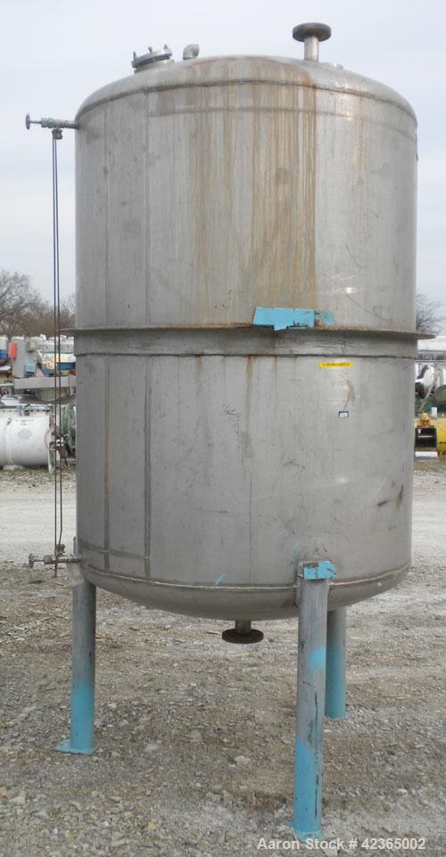 Used Lee Metal Products Pressure Tank, 500 gallon, model DBT, 316 stainless steel, vertical. Approximate 48" diameter x 60" straight side, dish top and bottom. Internal rated 25 and full vacuum at 26...