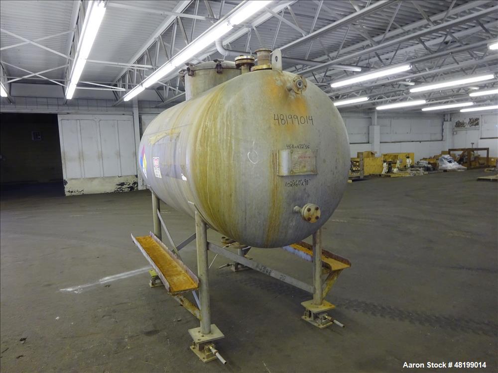 Used LoweMar Pressure Tank, 675 Gallon, 316 Sta