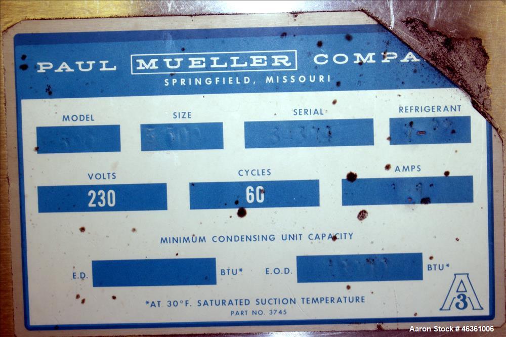 Used Mueller Cooling Tank, 500 Gallons, 304 Stainless Steel, Horizontal. Approximately 56" wide x 40" tall oval x 76" straight side. Flat side heads. Insulated with stainless steel sheathing. Opening...