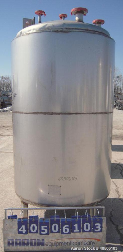 Unused- Mueller Pressure Tank, 500 Gallon, Model "F", 304 Stainless steel, Vertical. 48" diameter x 72" straight side, dished top and bottom. Internal rated 30 psi at 350 deg F and -20 deg F at 30 ps...