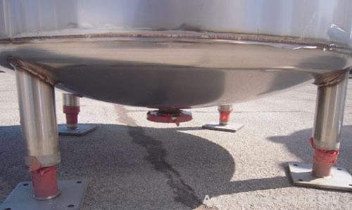Unused- Mueller Pressure Tank, 500 Gallon, Model "F", 304 Stainless steel, Vertical. 48" diameter x 72" straight side, dished top and bottom. Internal rated 30 psi at 350 deg F and -20 deg F at 30 ps...