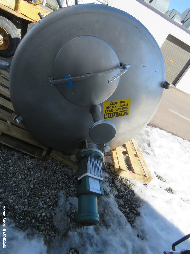 Used Mueller Model 2000 Liter F. 528 Gallons Stainless Steel Tank
