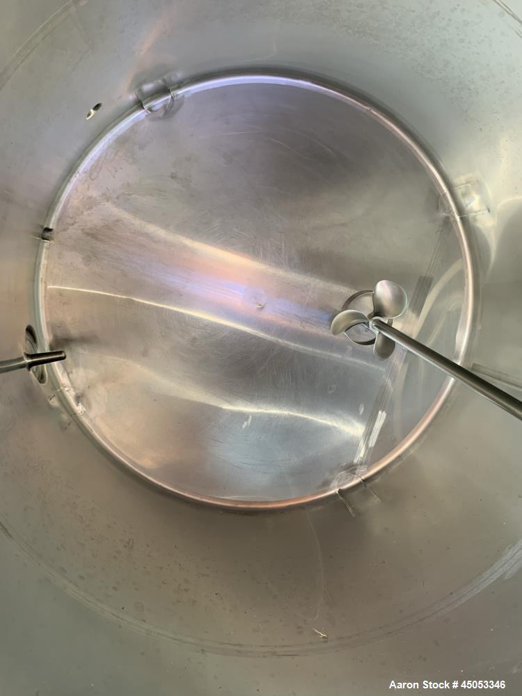 Used Mueller Model 2000 Liter F. 528 Gallons Stainless Steel Tank