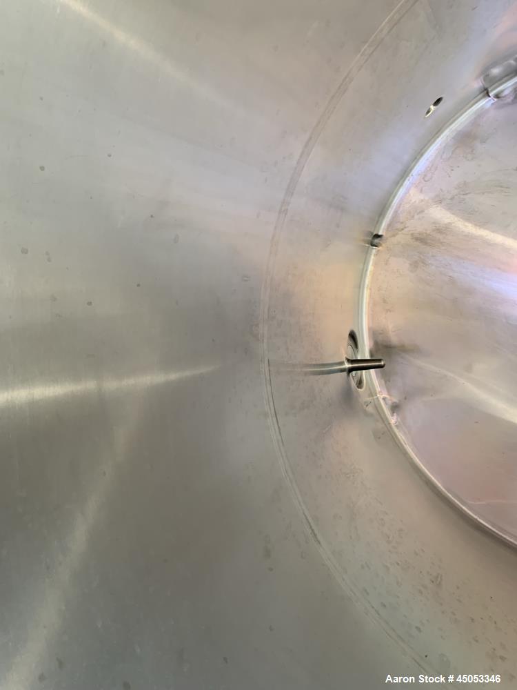 Used Mueller Model 2000 Liter F. 528 Gallons Stainless Steel Tank