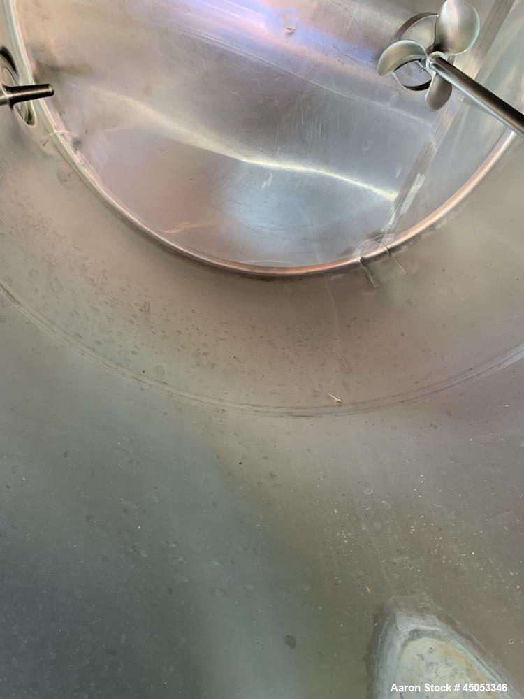 Used Mueller Model 2000 Liter F. 528 Gallons Stainless Steel Tank