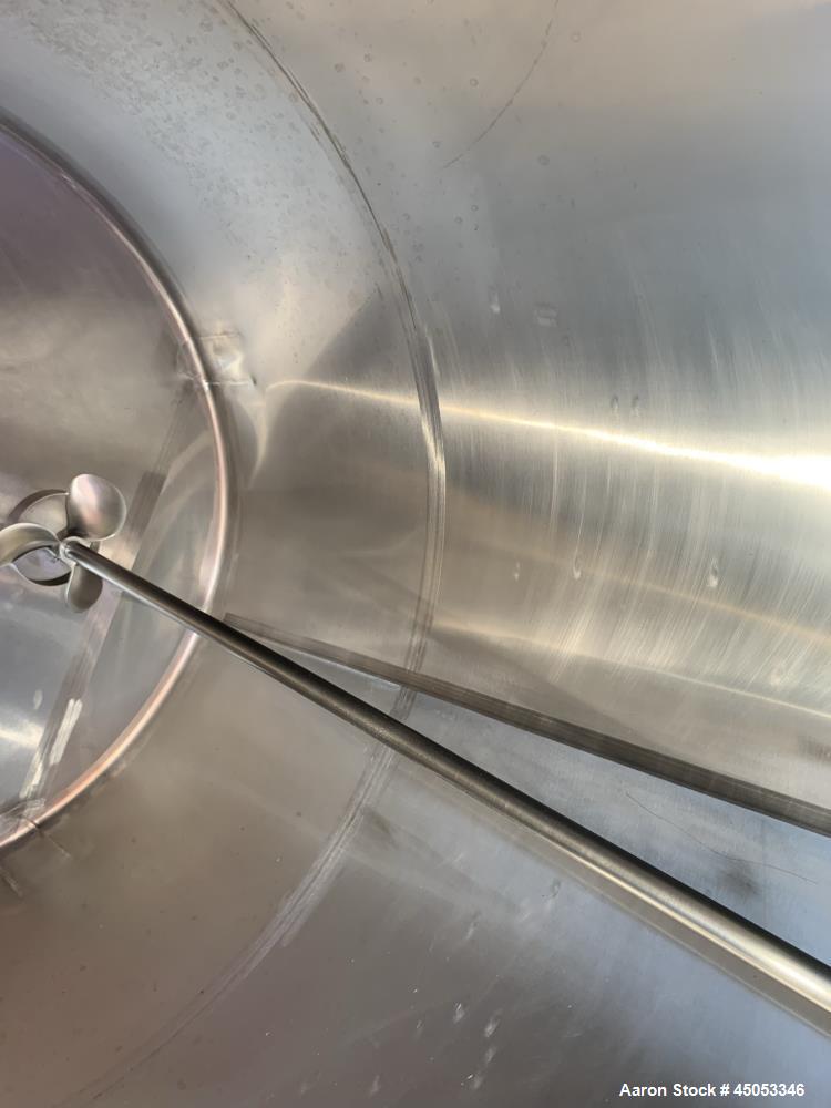 Used Mueller Model 2000 Liter F. 528 Gallons Stainless Steel Tank