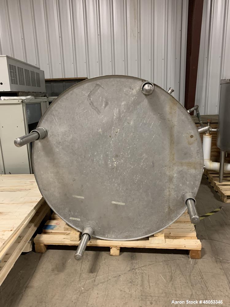 Used Mueller Model 2000 Liter F. 528 Gallons Stainless Steel Tank