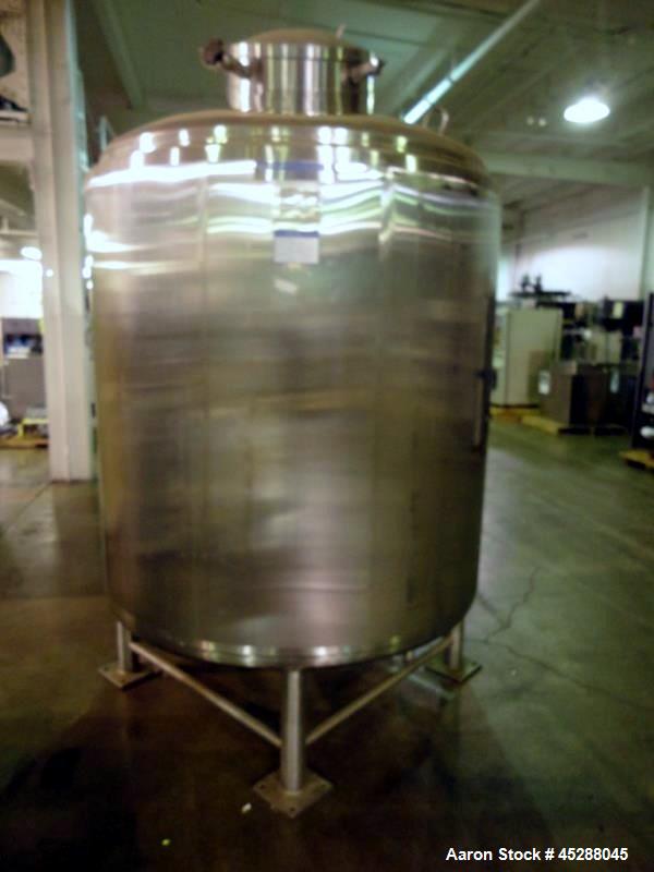 Used 2500 Liter Stainless Steel Mueller Water Jacketed Tank