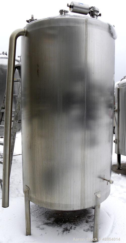Used Lake Process Systems Tank, 500 gallon, model LPS-500, 304 stainless steel, vertical. 44" diameter x 72" straight side, dish top and bottom. (1) Spray ball. Openings: top (3) 2'', 1-1/2'', 19" ma...