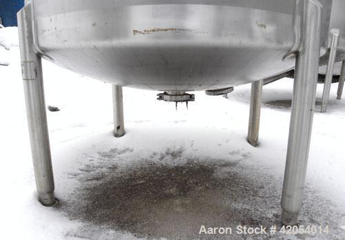 Used Lake Process Systems Tank, 500 gallon, model LPS-500, 304 stainless steel, vertical. 44" diameter x 72" straight side, dish top and bottom. (1) Spray ball. Openings: top (3) 2'', 1-1/2'', 19" ma...