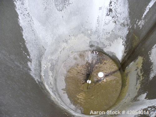 Used Lake Process Systems Tank, 500 gallon, model LPS-500, 304 stainless steel, vertical. 44" diameter x 72" straight side, dish top and bottom. (1) Spray ball. Openings: top (3) 2'', 1-1/2'', 19" ma...