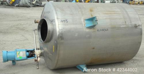 Used Tank, 750 Gallon, 304 Stainless Steel, Vertical. 56" Diameter x 70" straight side, dished 316 stainless steel top, coned bottom. Off center top entering Lightnin agitator, model N33G-150, 1-1/2"...