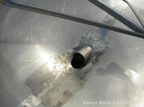 Used - Tank, 600 gallon, 316 stainless steel, vertical. 60" diameter x 48" straight side. Open top, no cover, coned bottom. Side entering agitator bar, no drive. 3" side bottom outlet, modified 3" bo...