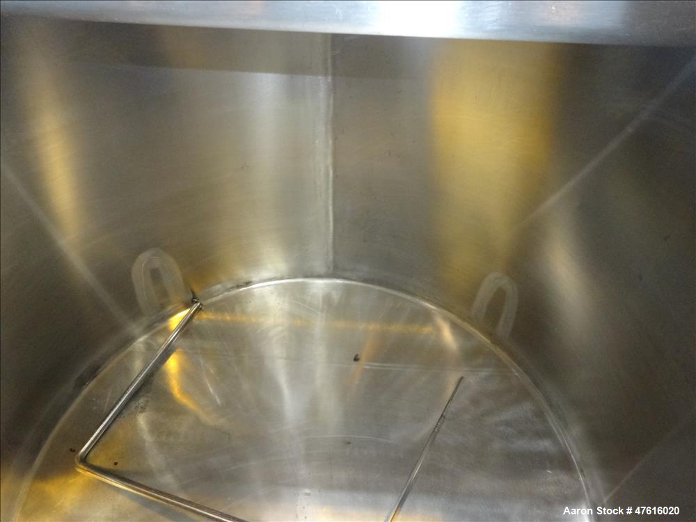 Used Perma-San Mixing Tank, 650 Gallon, 316 Stainless Steel, Vertical.