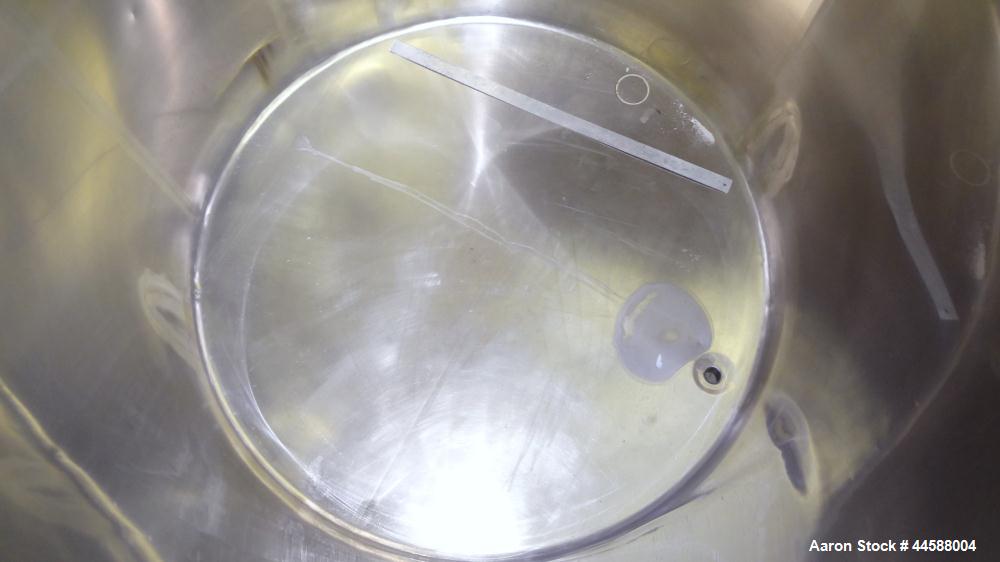 Used Perma-San Tank, 525 Gallon, Model OVS, 316 Stainless Steel, Vertical. Approximately 52” diameter x 58” straight side, open top with (2) 1/3 hinged covers, sloped bottom.  Provision for a clamp-o...