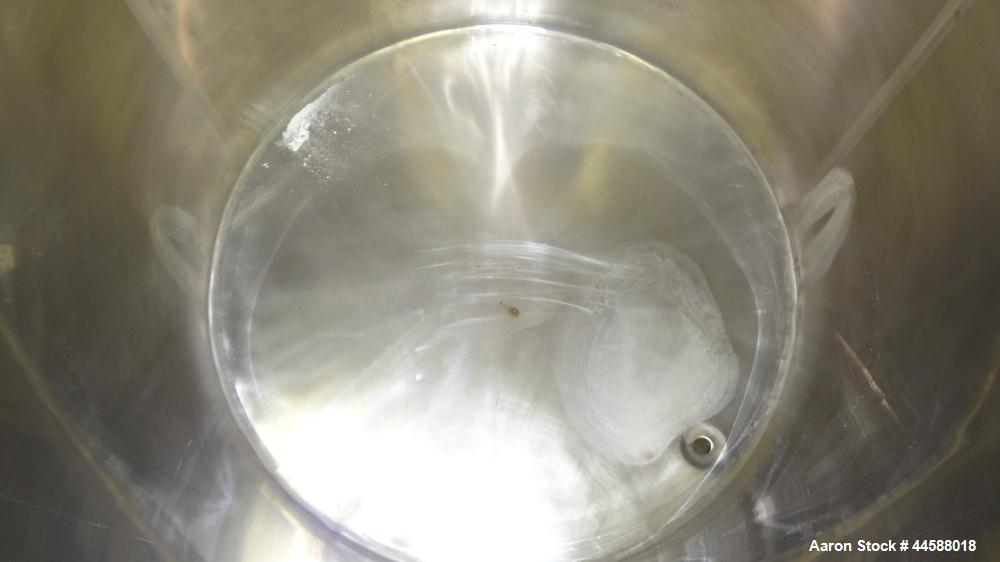 Used Perma-San Tank, 525 Gallons, Model OVS, 316 Stainless Steel, Vertical. Approximately 52” diameter x 58” straight side, open top with (2) 1/3 covers, sloped bottom.  Provision for a clamp-on agit...