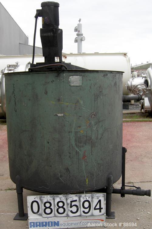 USED: Perry tank, 500 gallon, 304 stainless steel, vertical. 56"diameter x 51" deep. Open top, dish bottom. Top mounted carbon steelagitator bridge with a 1-1/2" diameter shaft and three blade propdr...