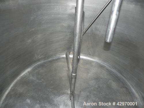 Used Pfaudler Tank, 500 Gallon, 304 Stainless Steel, Vertical. 66" Diameter x 42" straight side, dish top and sloped bottom. Internal design pressure 10 psi, jacket design pressure 100 psi, jacket le...