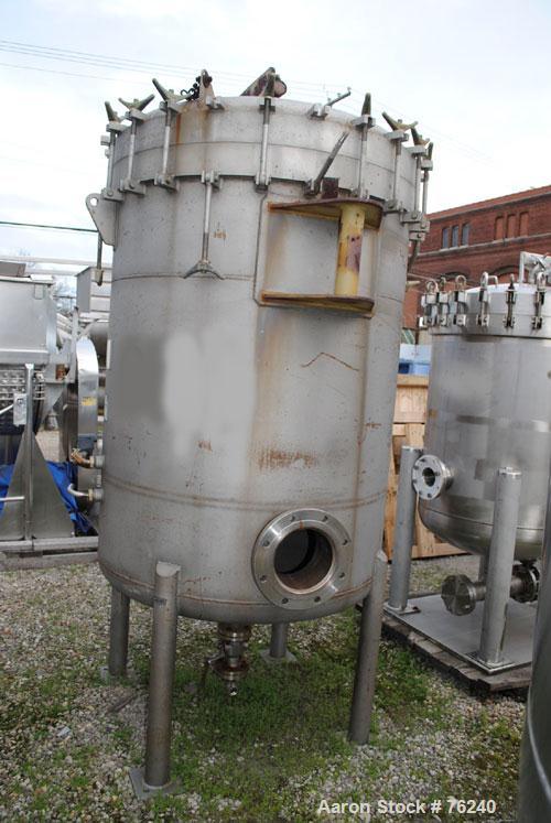 Used Precision Stainless Pressure Tank, 550 Gallon, 304L Stainless Steel, Vertical. 48'' diameter x 60'' straight side, dished removable top with swing arm, dished bottom. Internal rated 50 psi at 35...